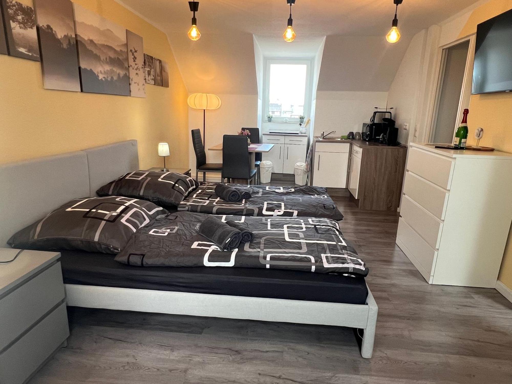 Studio Apartment Fruehauf Geithain Exteriör bild